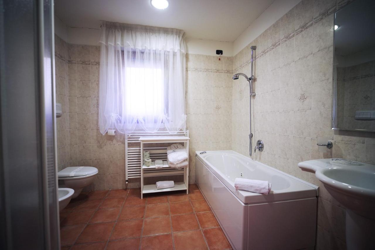 Hotel Ristorante Al Brunello Di Montalcino Exteriér fotografie