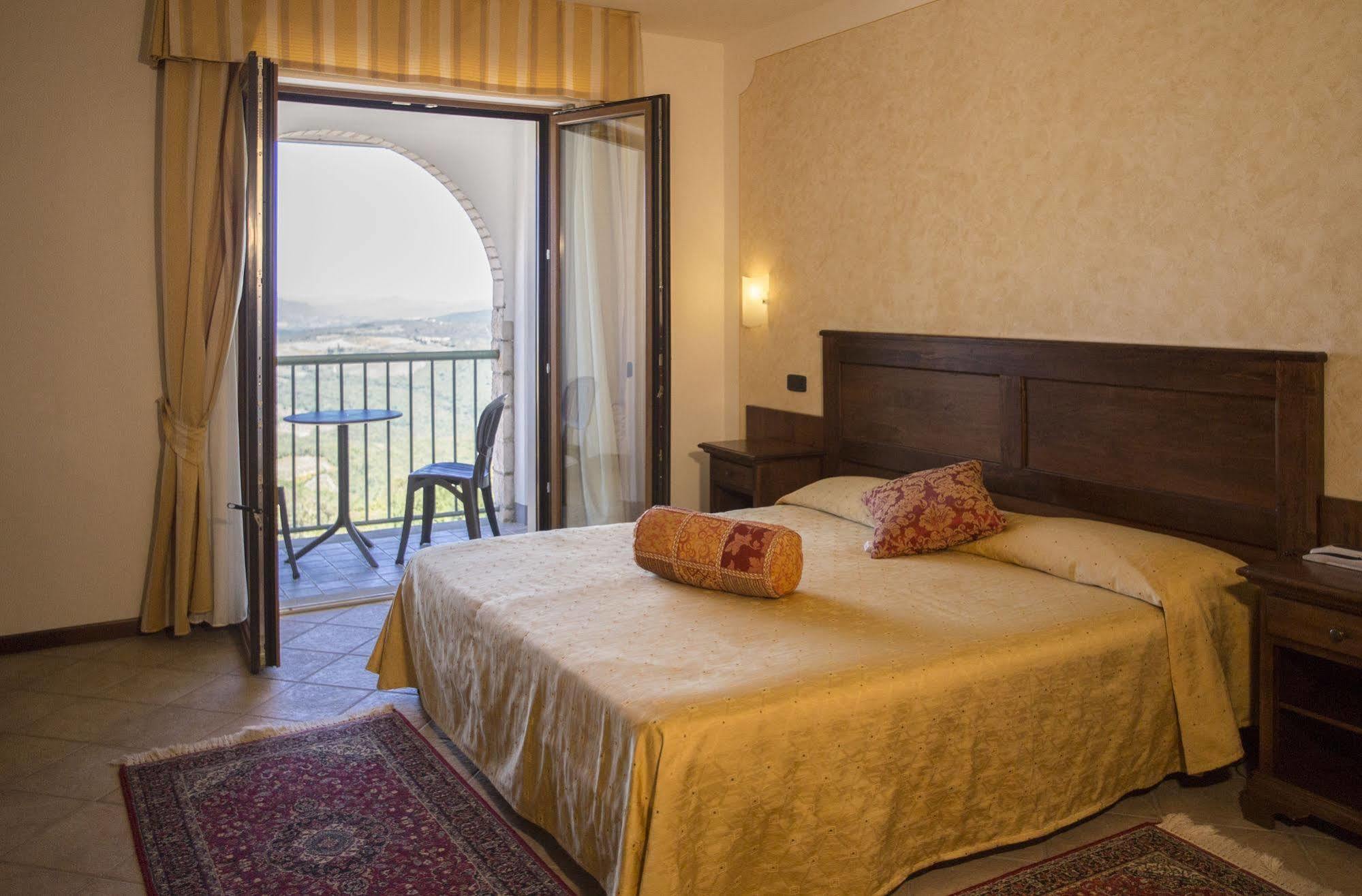 Hotel Ristorante Al Brunello Di Montalcino Exteriér fotografie